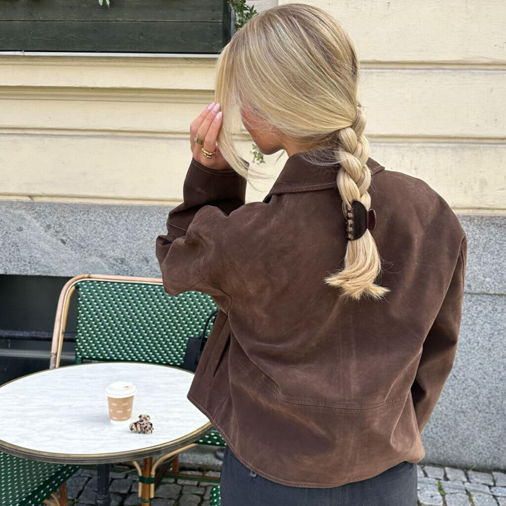 Mörk brun hårklämma