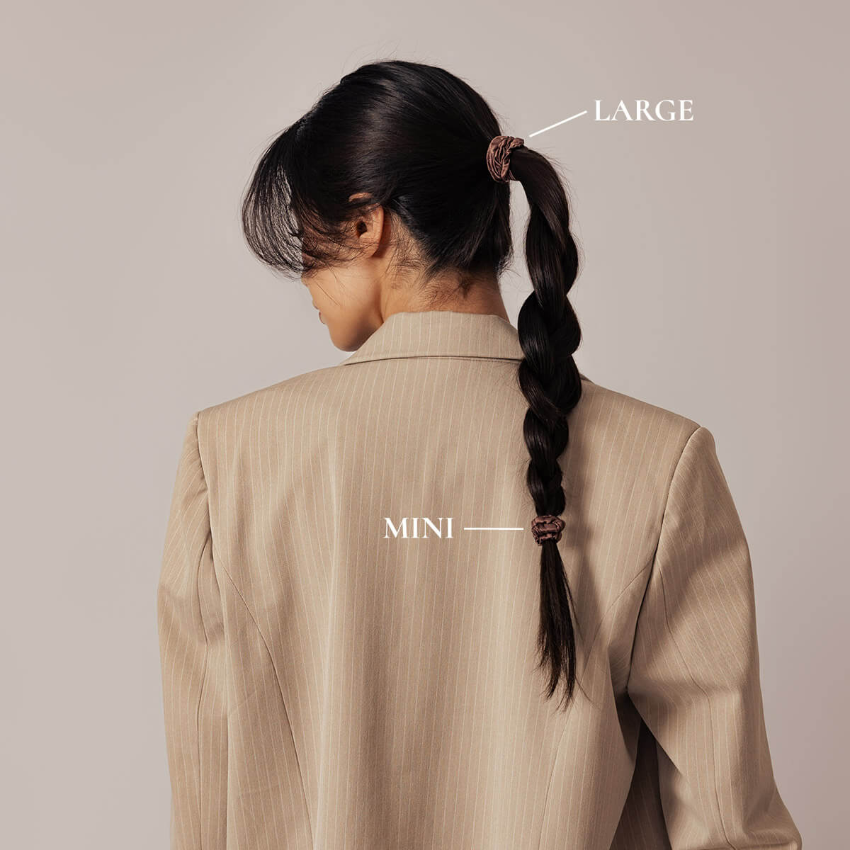 Sidenscrunchie-Chokladbrun-Large-och-Mini-1.1
